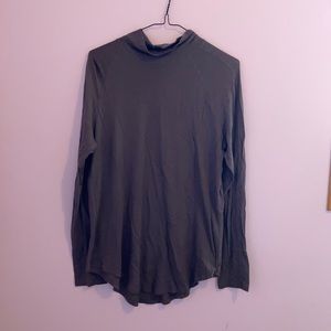 Lululemon turtle neck long sleeve